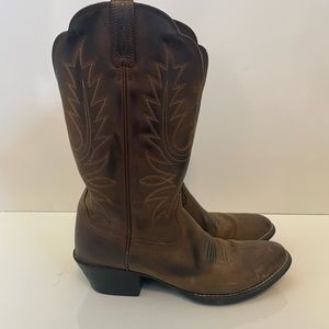 Ariat western cowboy boots